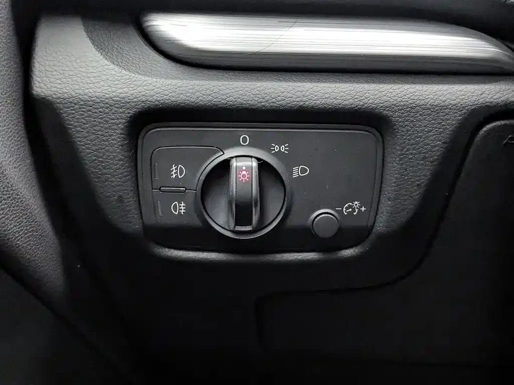 Audi A3 2016 — фото 21