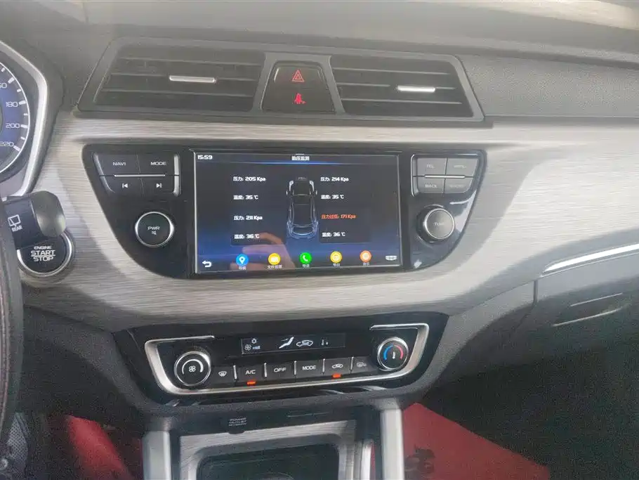 Geely Vision X3 2018 — фото 13