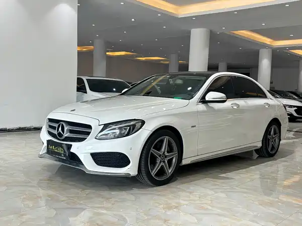 Mercedes-Benz C-Class 2018