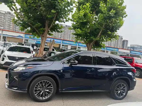 Lexus RX 2019