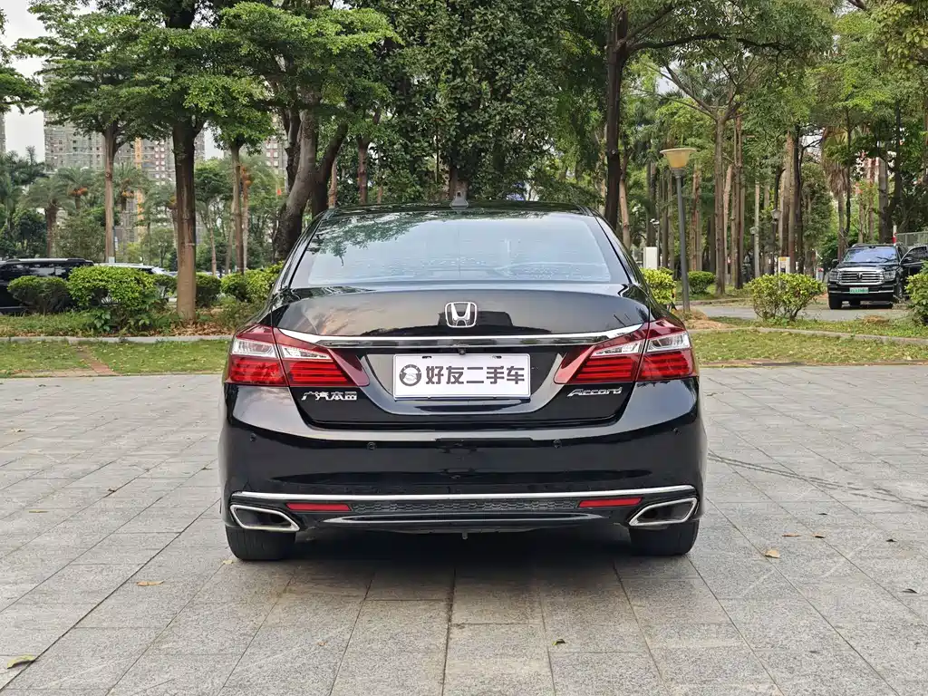Honda Accord 2018 — фото 6