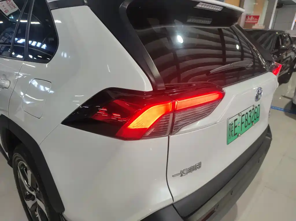 Toyota RAV4 Rongfang Dual Engine E+ 2022 — фото 5