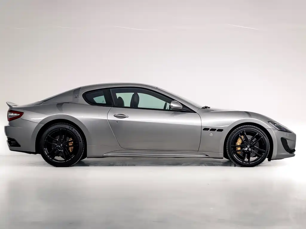 Maserati Granturismo 2013 — фото 4