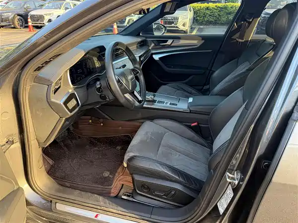 Audi A6L 2021