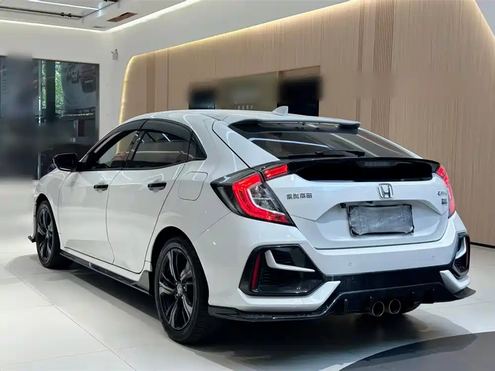 Honda Civic 2020 — фото 9