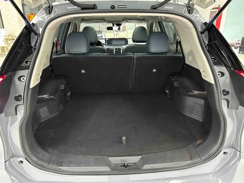 Nissan X-Trail 2025 — фото 17
