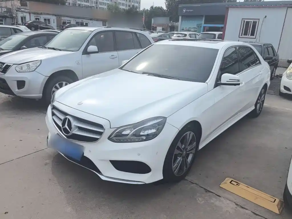 Mercedes-Benz E-Class 2015