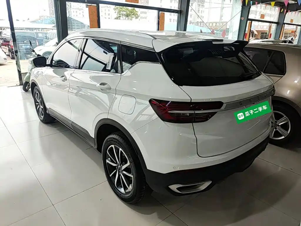 Geely Binyue 2021