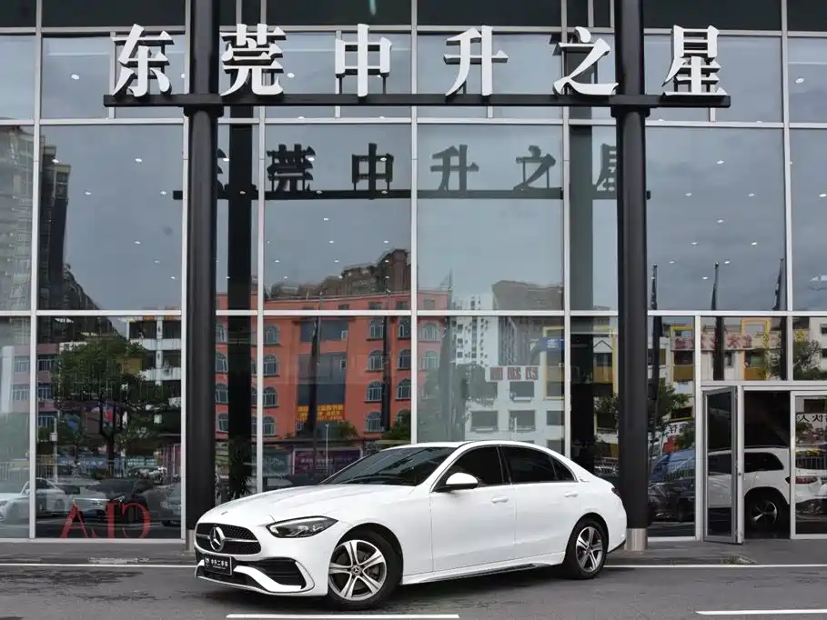 Mercedes-Benz C-Class 2022