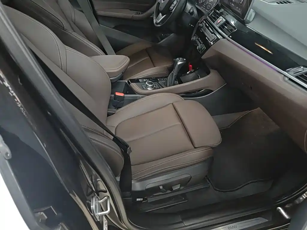 BMW X1 New Energy 2020 — фото 25