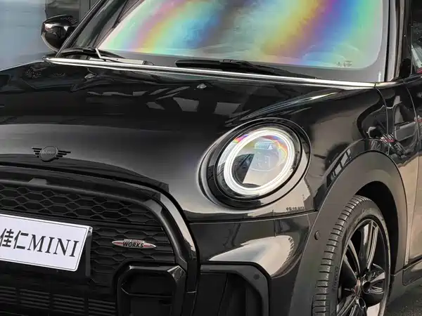 MINI MINI 2022