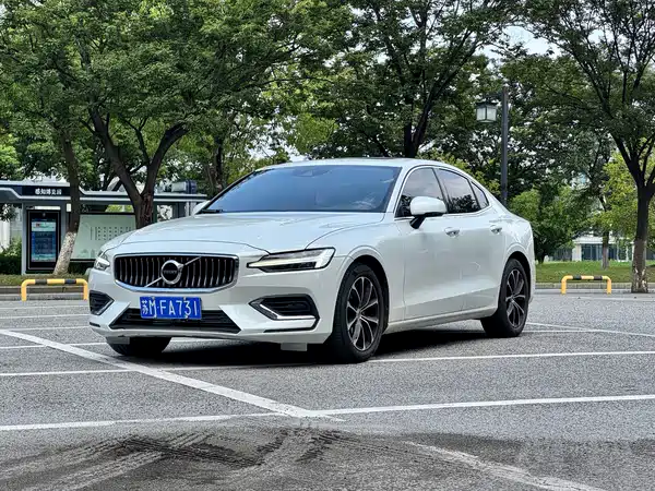 Volvo S60 2020