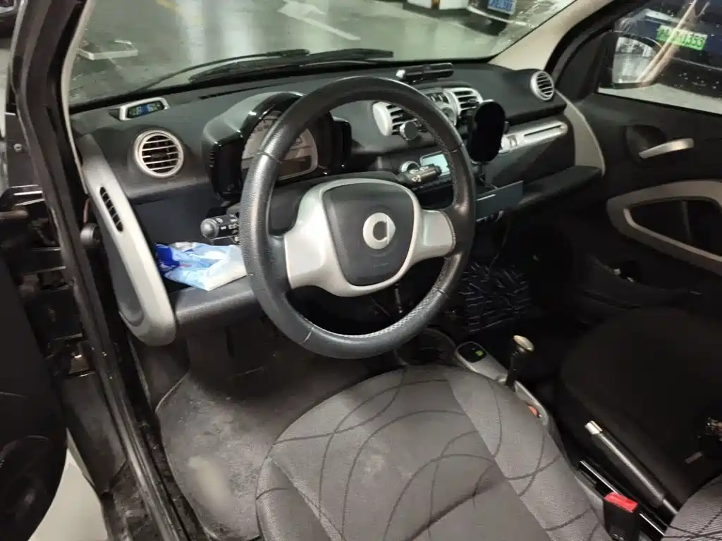 smart Fortwo 2015 — фото 13