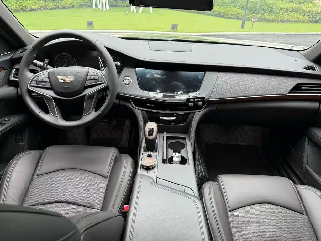 Cadillac CT6 2023 — фото 9