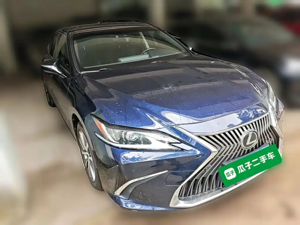 Lexus ES 2018