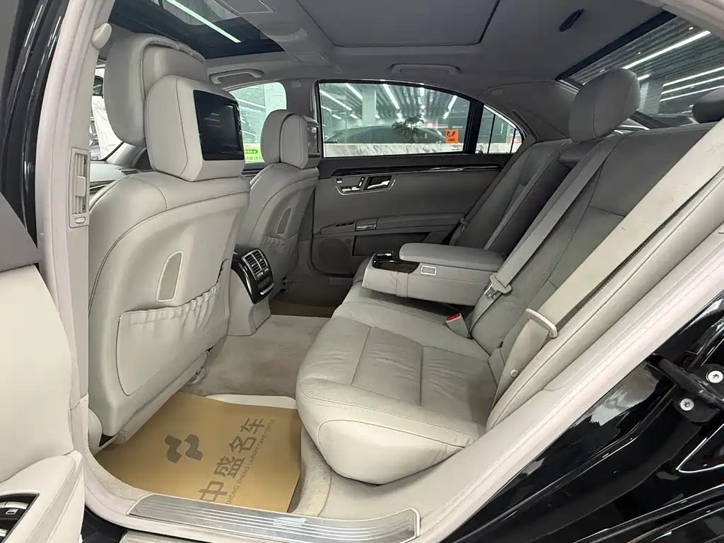 Mercedes-Benz S-Class 2011 — фото 12