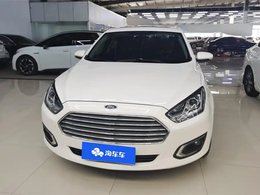 Ford Escort 2017