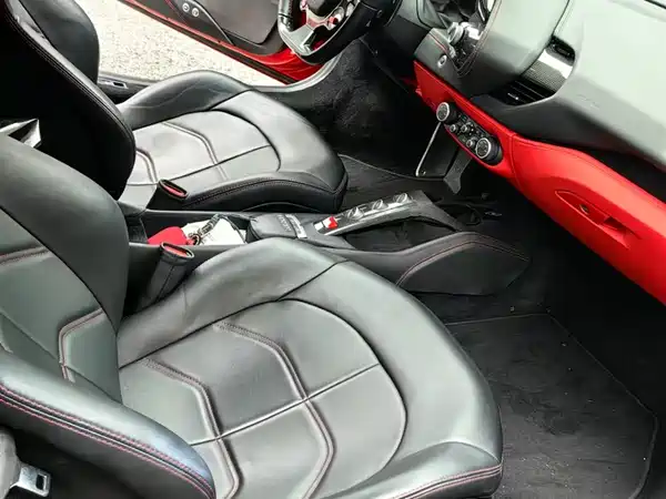 Ferrari 488 2015
