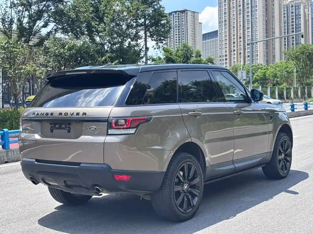 Land Rover Sport 2015