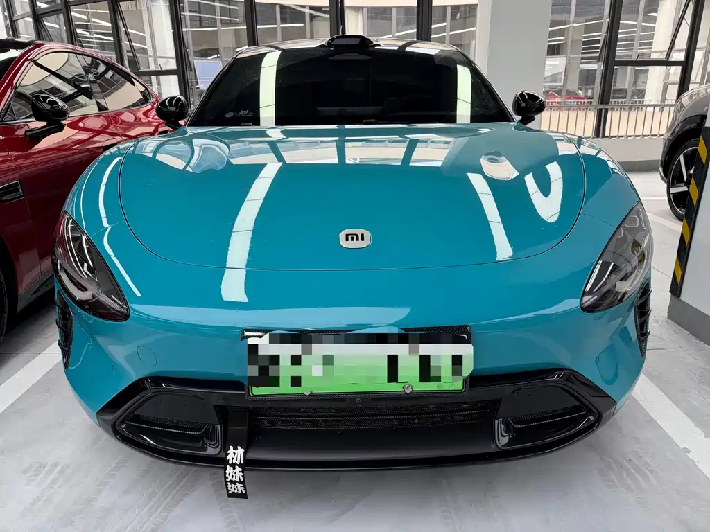 Xiaomi SU7 2024