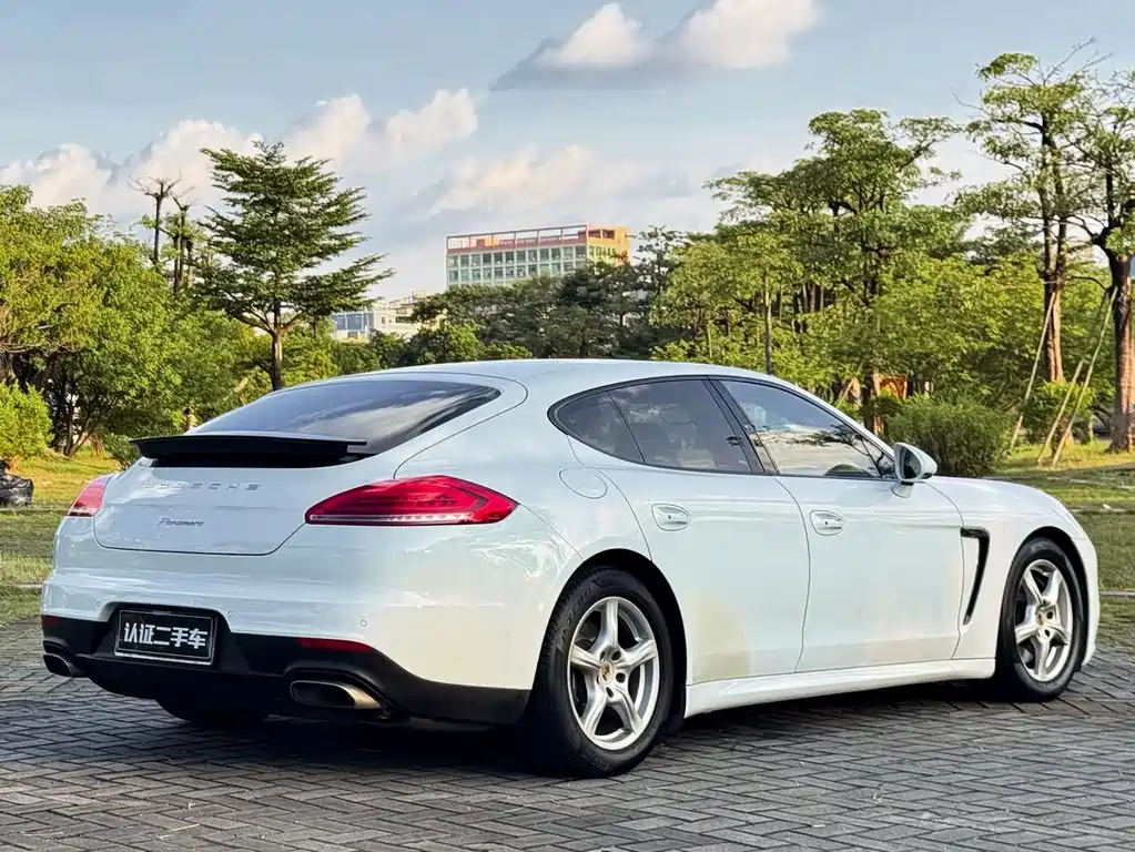 Porsche Panamera 2014 — фото 5