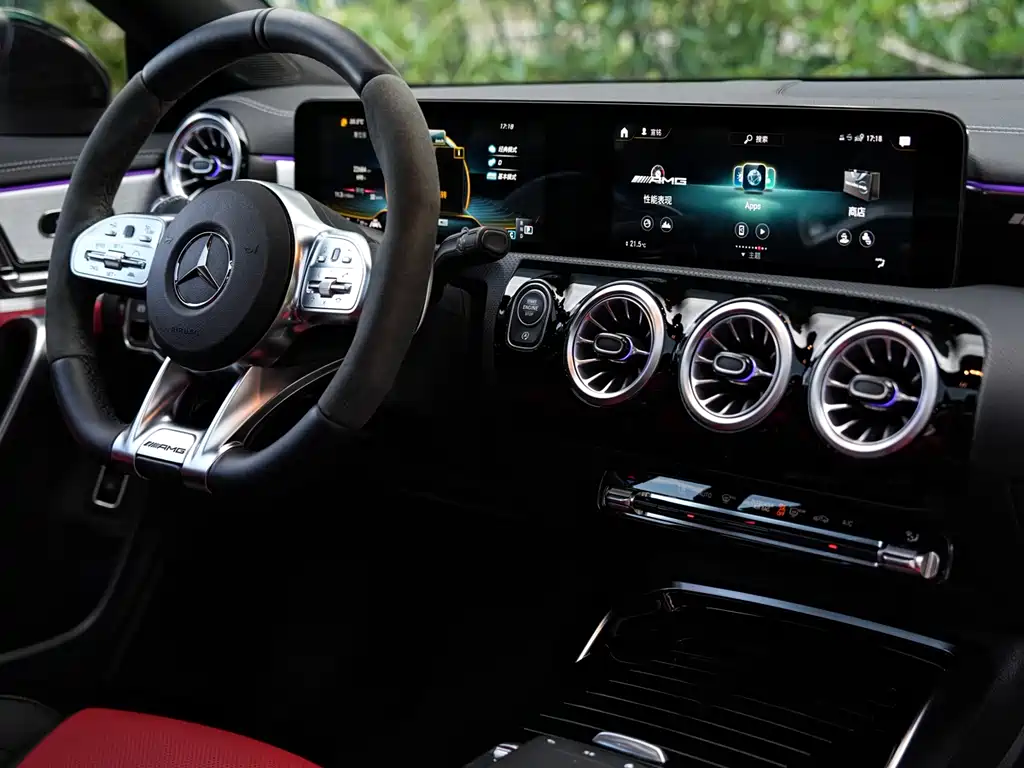 Mercedes-Benz CLA AMG 2021 — фото 10