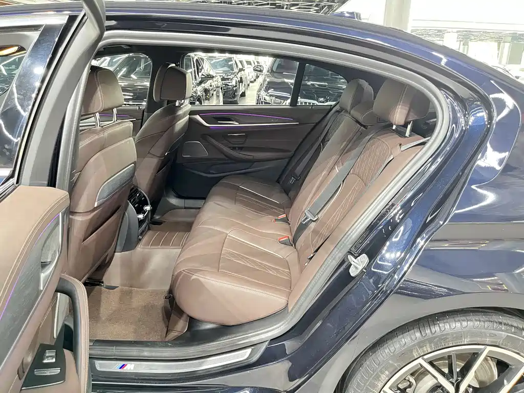 BMW 5 Series 2023