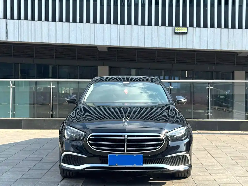 Mercedes-Benz E-Class 2021