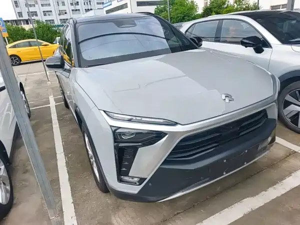 NIO ES8 2022