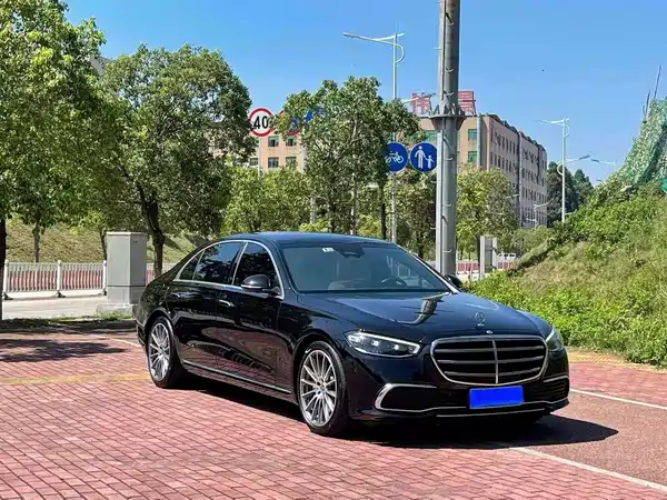 Mercedes-Benz S-Class 2022