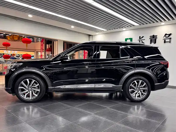 Ford Explorer 2023