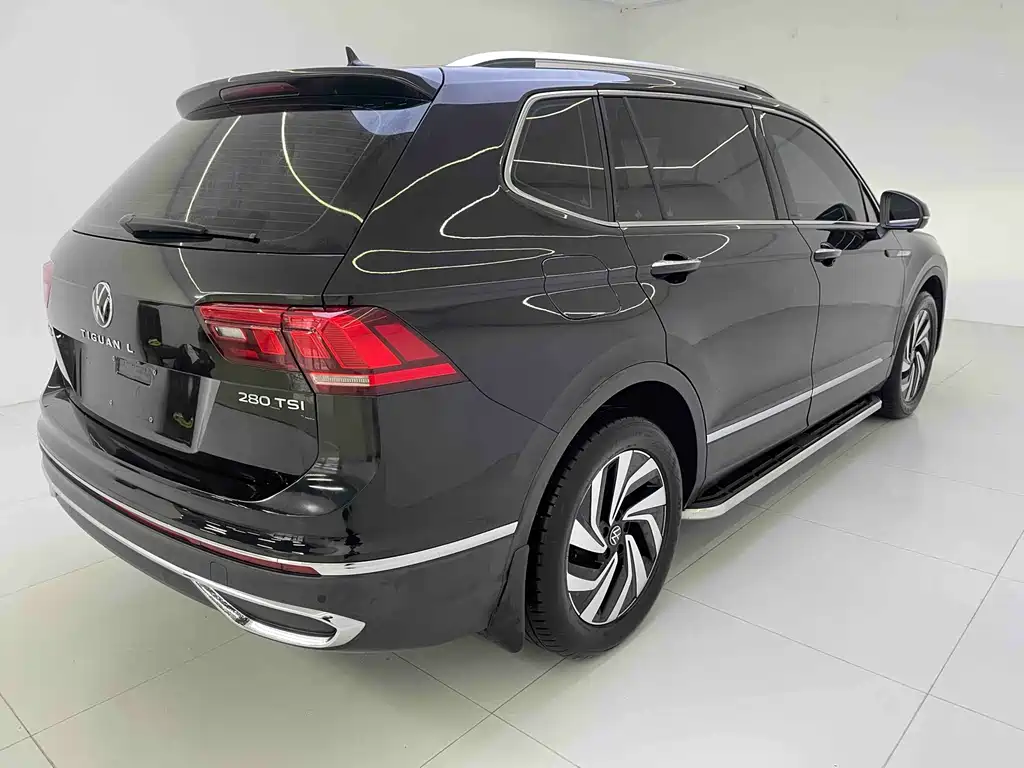 Volkswagen Tiguan L 2023