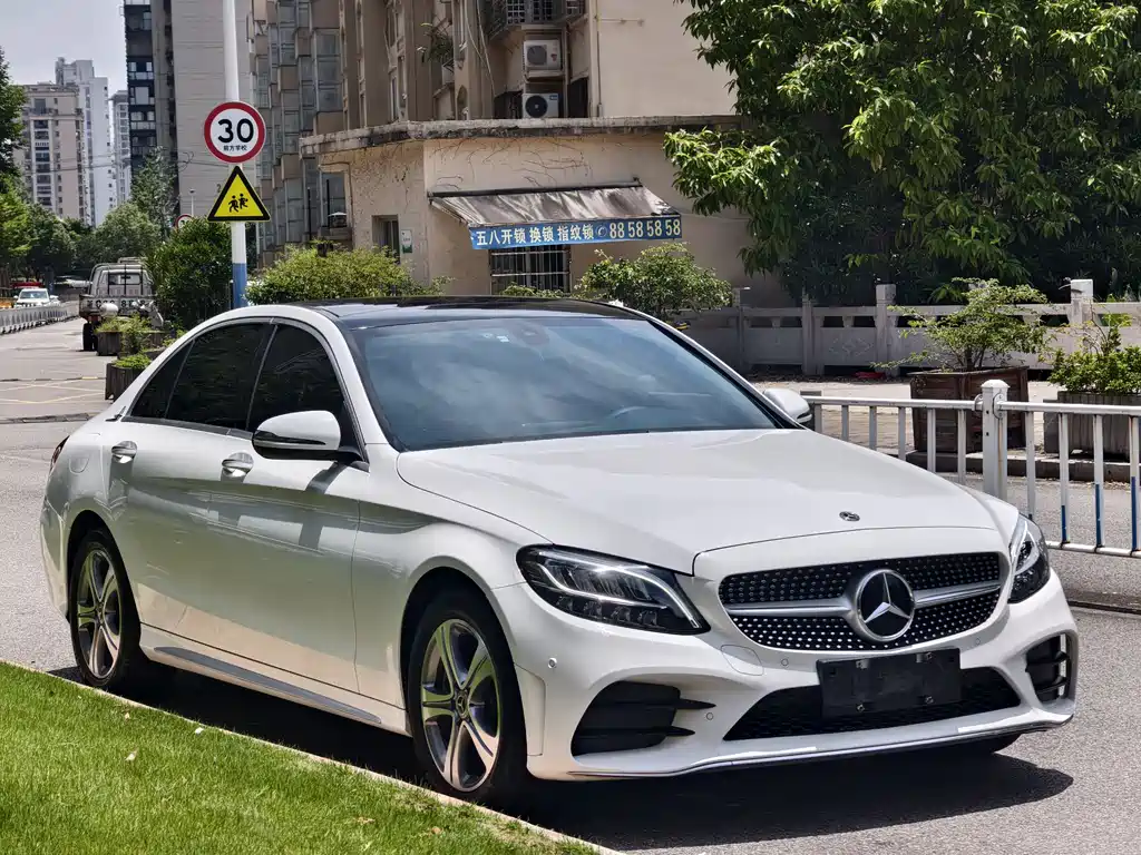 Mercedes-Benz C-Class 2021 — фото 3