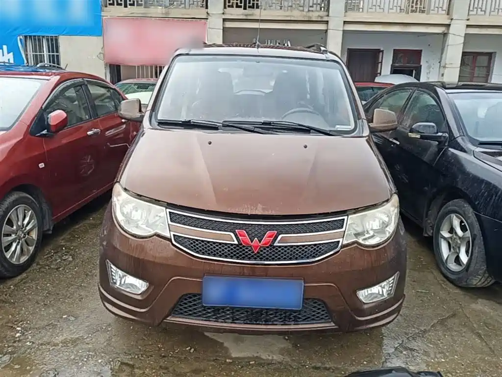 Wuling Hongguang 2016 — фото 3