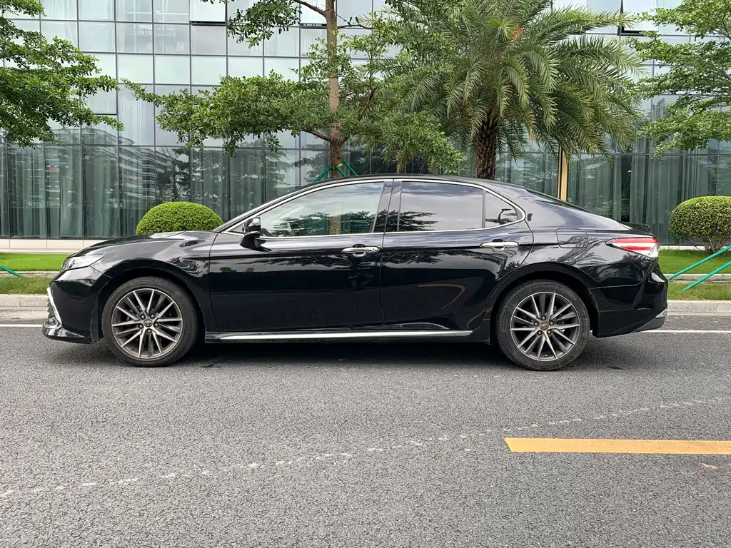Toyota Camry 2023