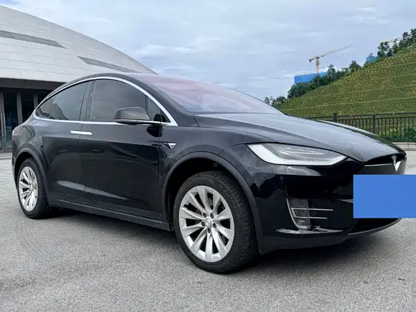 Tesla Model X 2017