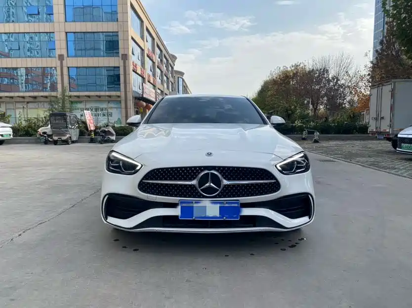 Mercedes-Benz C-Class 2022 — фото 2