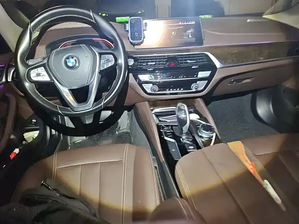 BMW 5 Series 2020