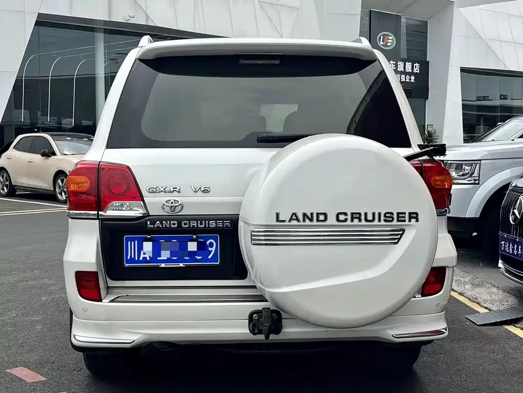 Toyota Land Cruiser 2015 — фото 3