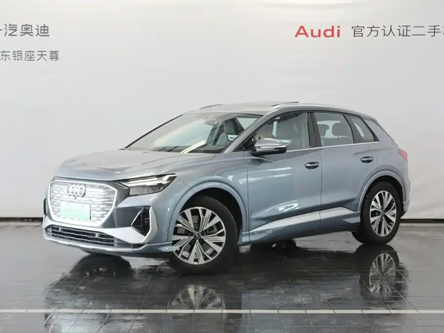 Audi Q4 E-Tron 2024 — фото 1