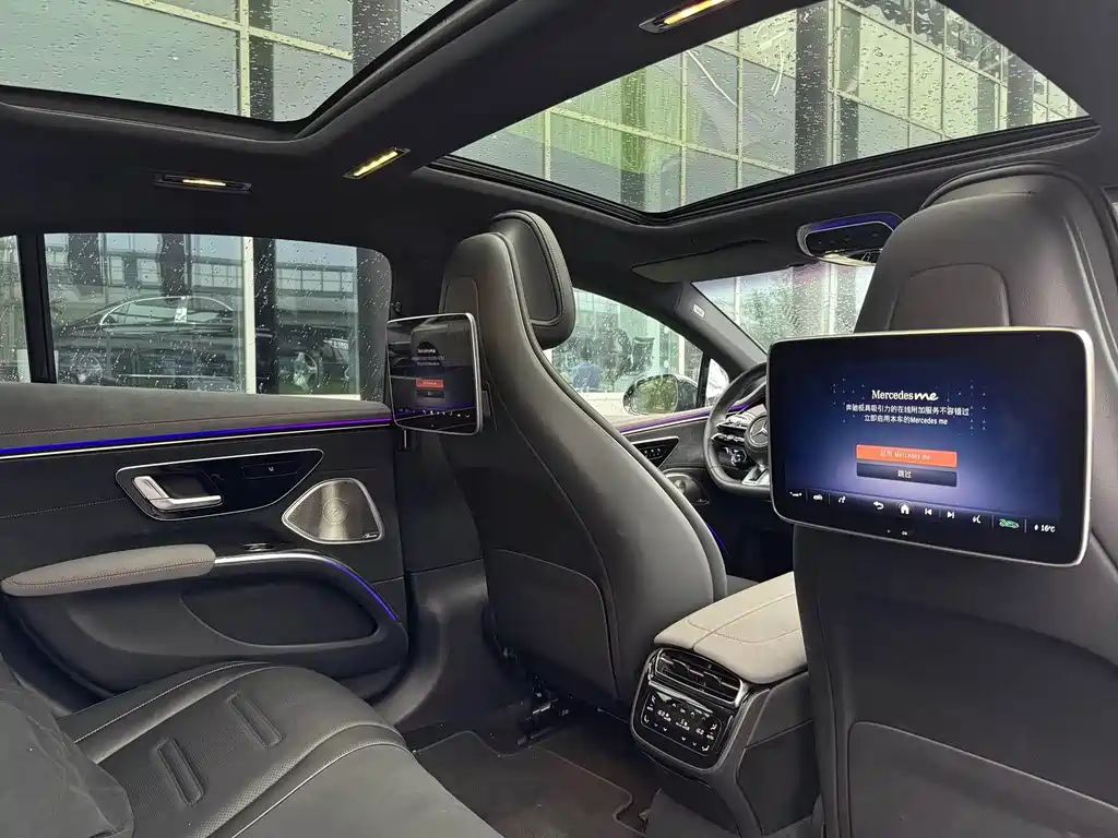 Mercedes-Benz EQS AMG 2025 — фото 9