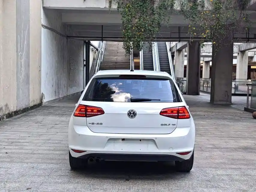 Volkswagen Golf 2014