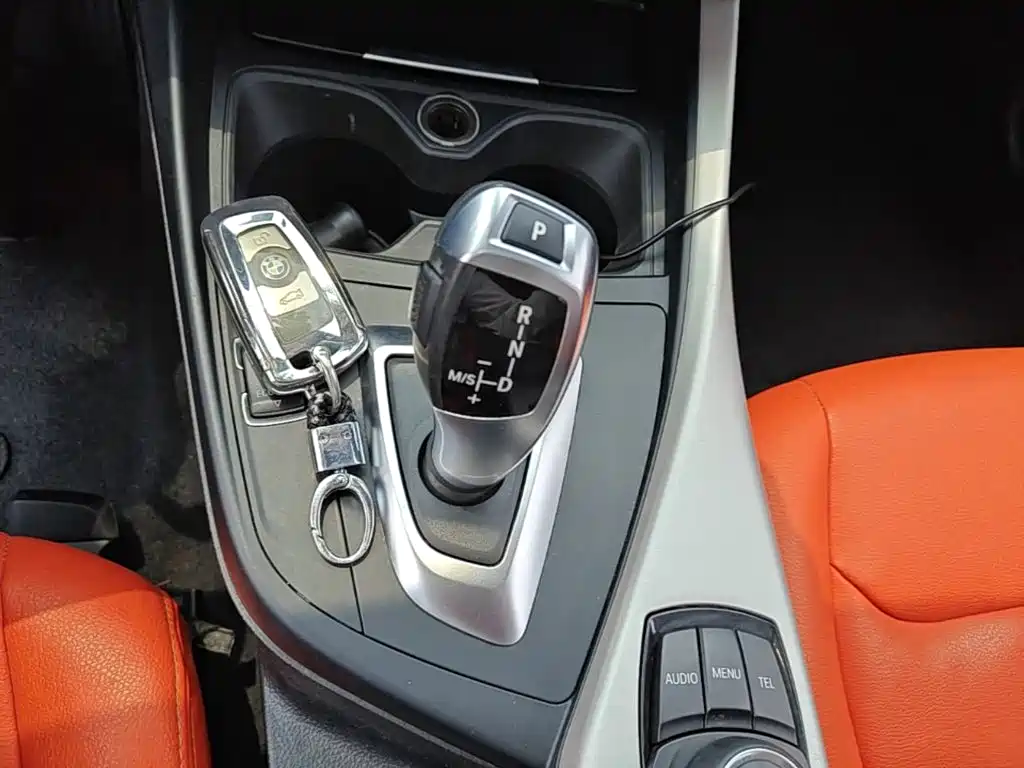 BMW 1 Series 2016 — фото 10