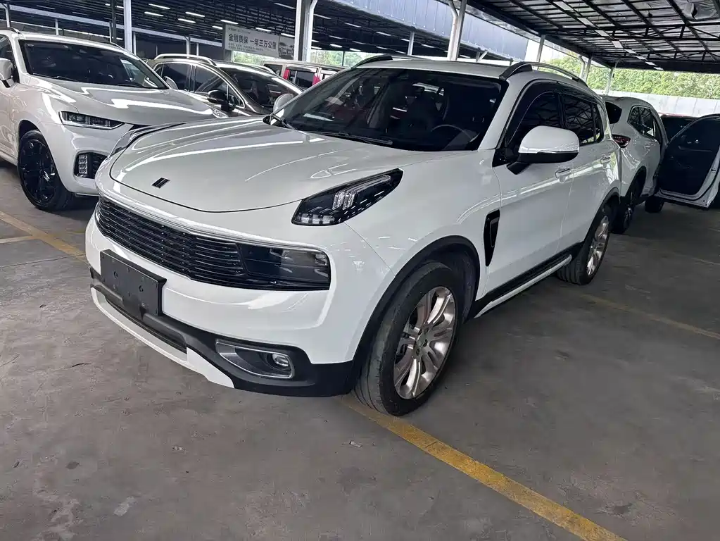 Lynk & Co 01 2018