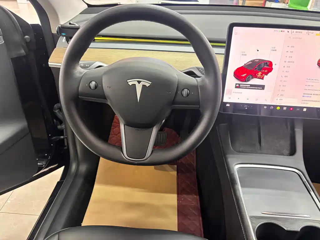 Tesla Model Y 2022 — фото 8