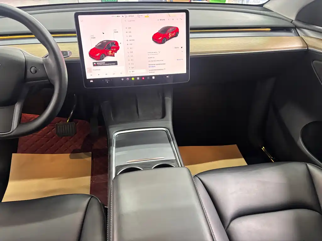 Tesla Model Y 2022 — фото 9