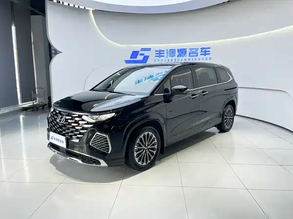 Hyundai Custin 2026