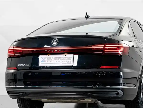 Volkswagen Passat 2025