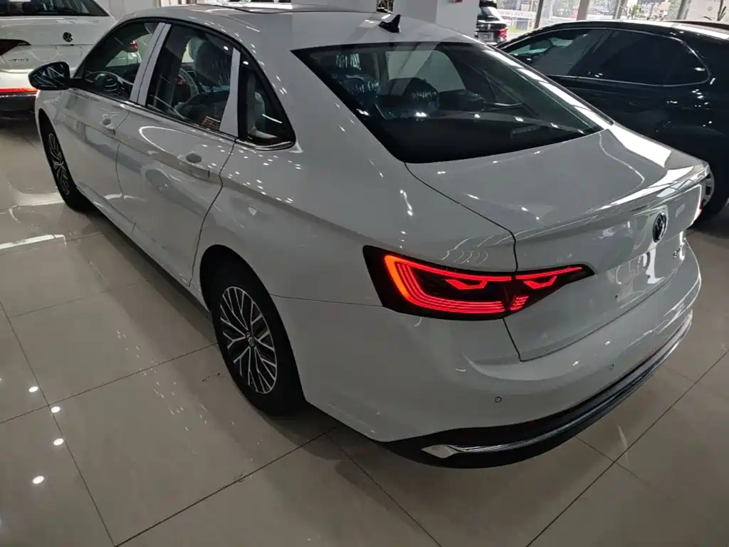 Volkswagen Sagitar 2026