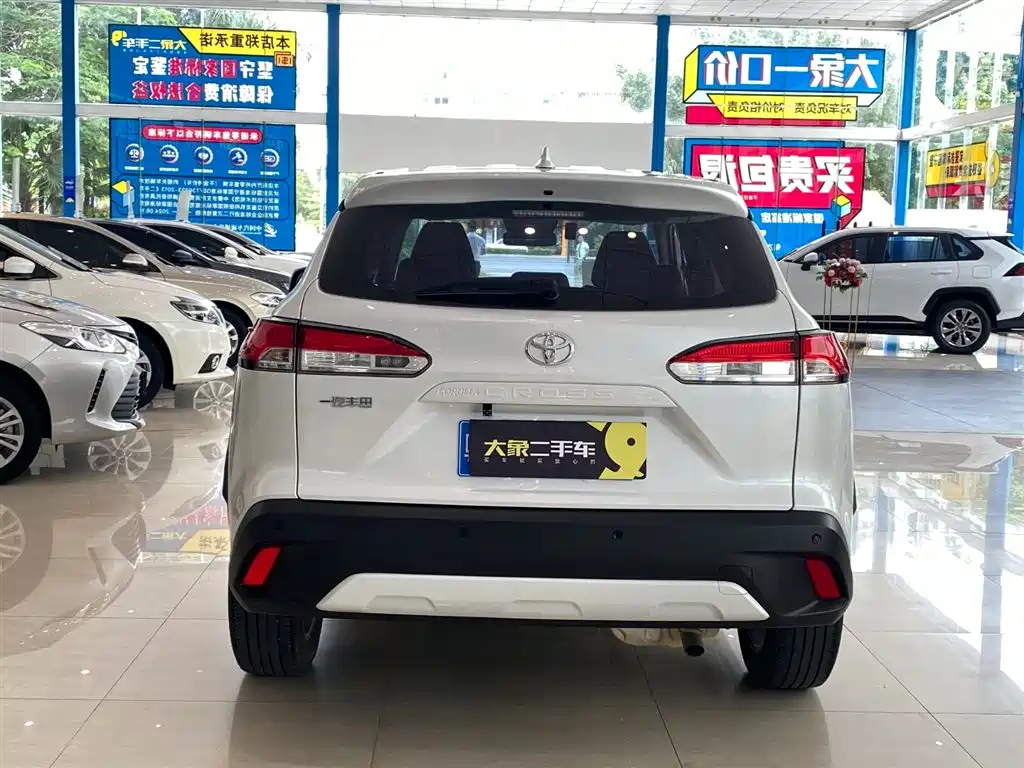 Toyota Corolla Cross 2023 — фото 10